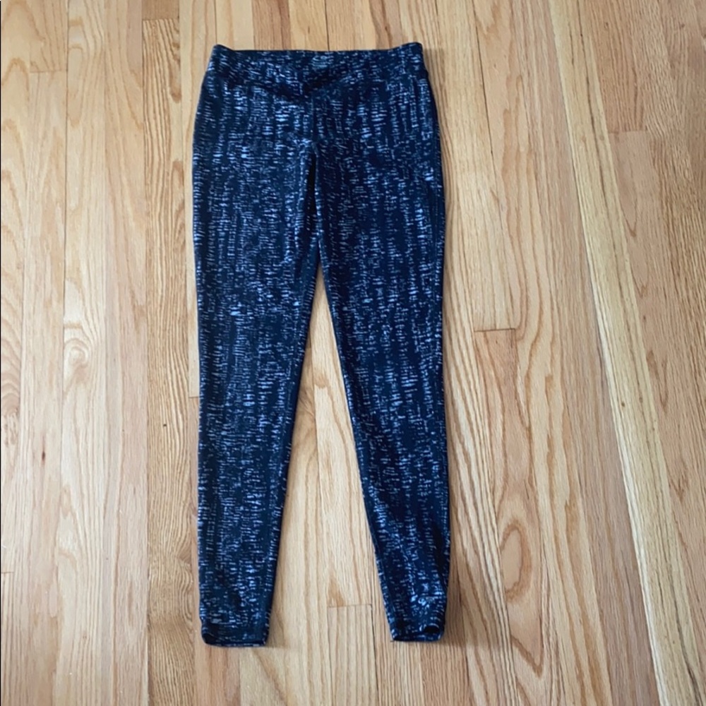 Super cute leggings!